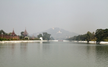 Mandalay, thành phố dưới chân ngọn đồi thiêng 